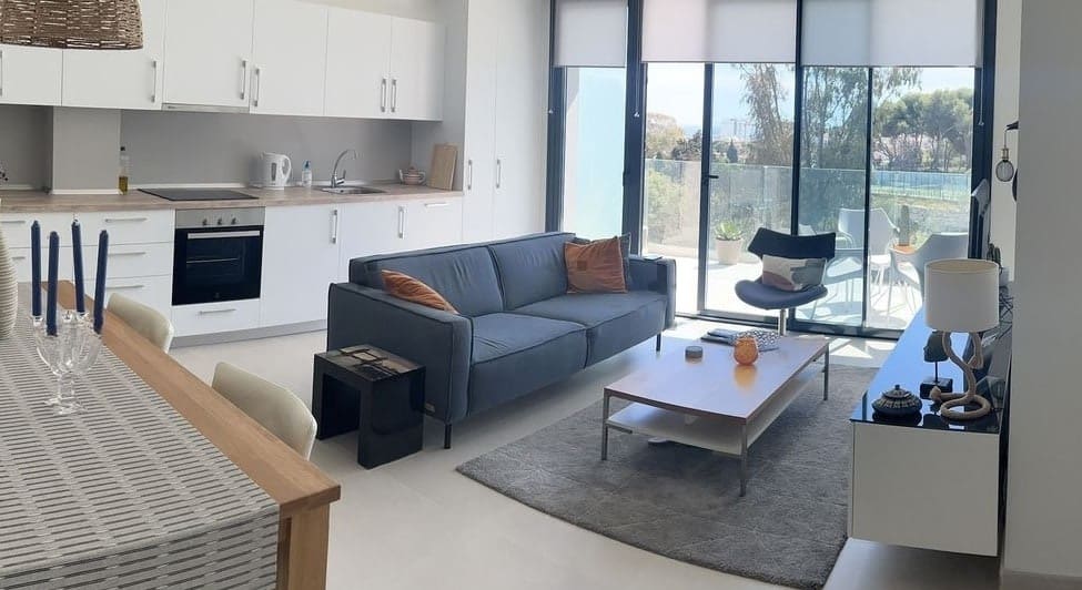 2 bedroom Apartment for sale in Marbella with pool - € 450,000 (Ref: 10066631)
