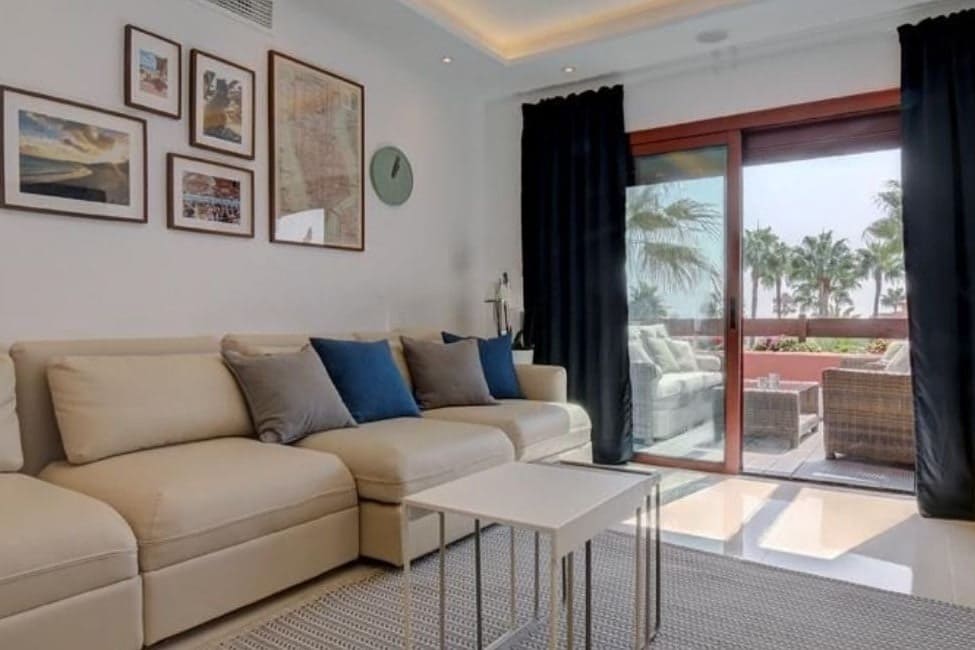 Ático de 2 habitaciones en Marbella en venta con piscina garaje - 585.000 € (Ref: 10066632)