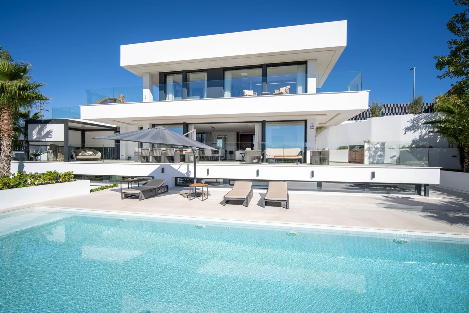 Chalet de 4 habitaciones en Marbella en venta con piscina garaje - 3.250.000 € (Ref: 10066634)