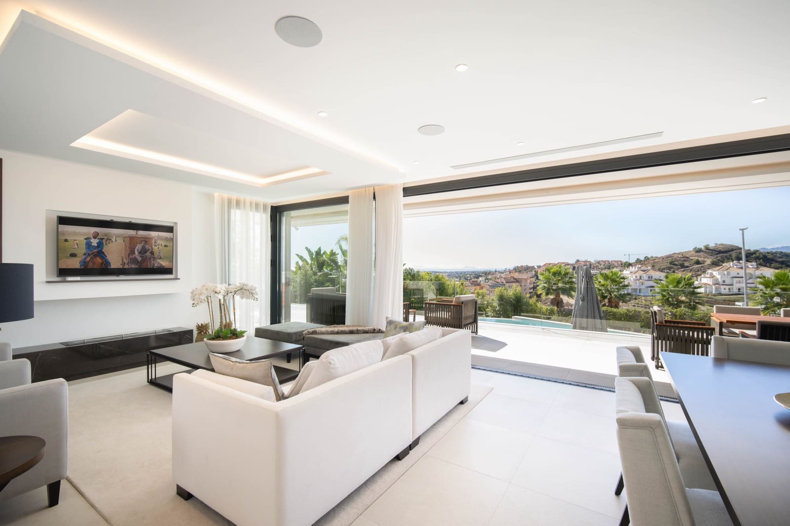 Chalet de 4 habitaciones en Marbella en venta con piscina garaje - 3.250.000 € (Ref: 10066634)