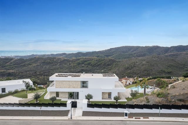 Chalet de 7 habitaciones en Benahavís en venta con piscina garaje - 4.900.000 € (Ref: 10066637)