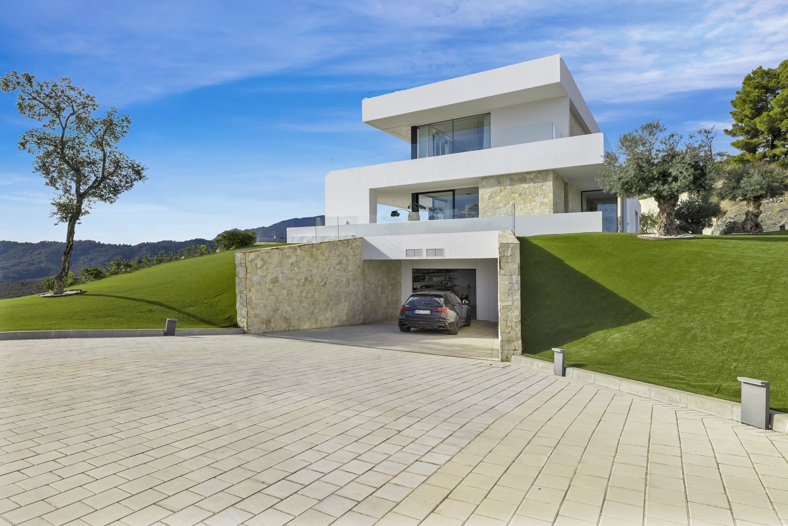Chalet de 7 habitaciones en Benahavís en venta con piscina garaje - 4.900.000 € (Ref: 10066637)
