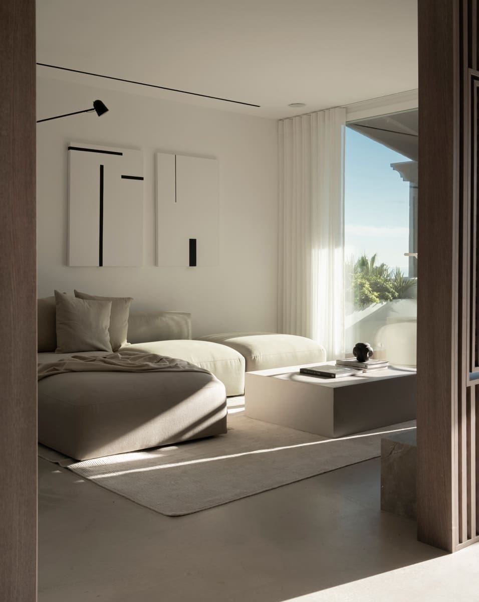 Ático de 2 habitaciones en Estepona en venta con piscina - 1.750.000 € (Ref: 10066641)