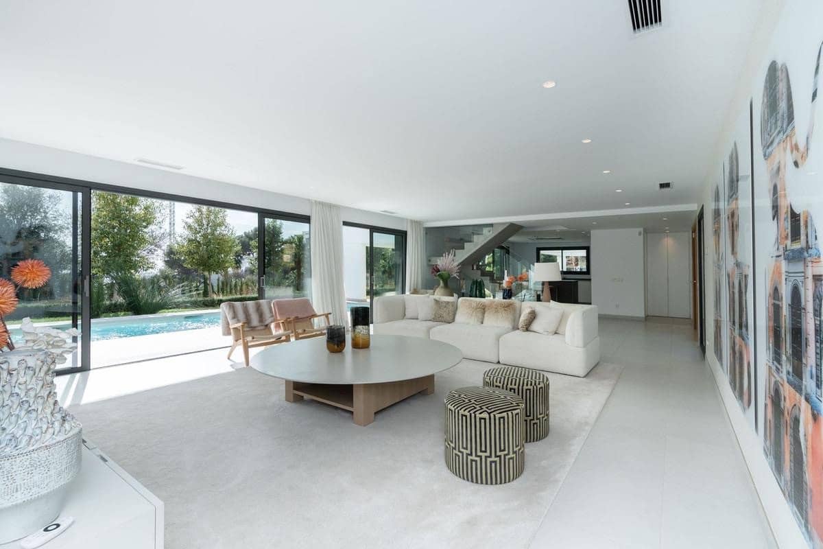 5 quarto Moradia para venda em Marbella com piscina garagem - 1 995 000 € (Ref: 10066647)