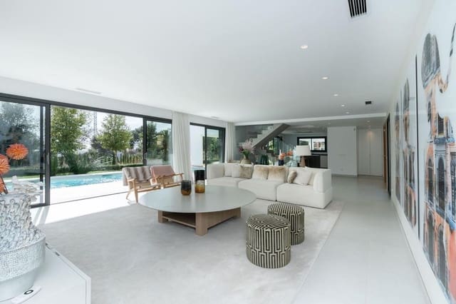 5 slaapkamer Villa te koop in Marbella met zwembad garage - € 1.995.000 (Ref: 10066647)