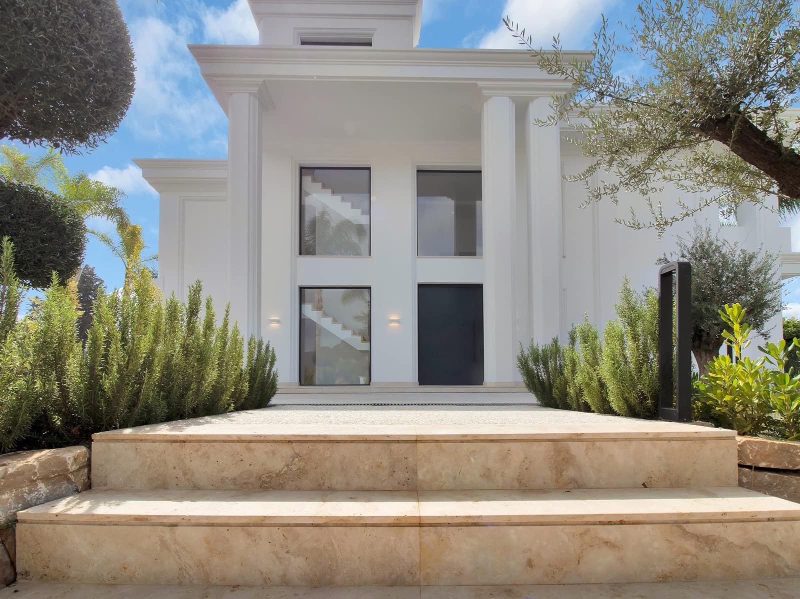 6 Zimmer Villa zu verkaufen in Marbella mit Pool Garage - 6.400.000 € (Ref: 10066653)