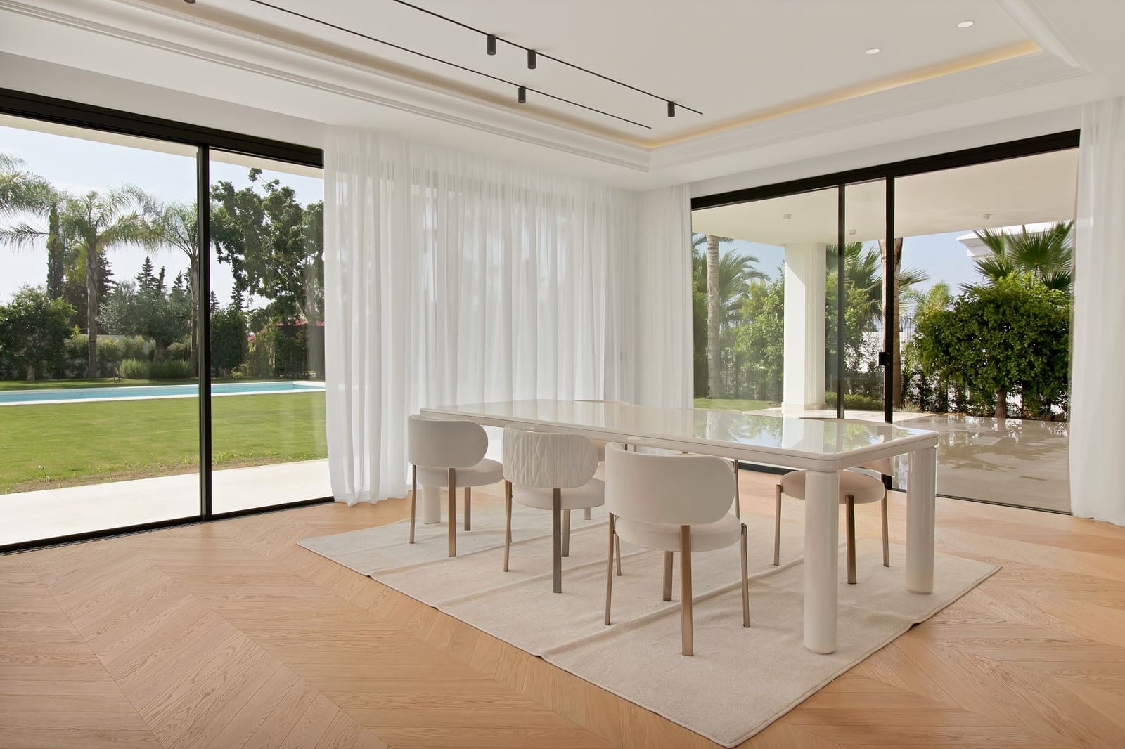 6 Zimmer Villa zu verkaufen in Marbella mit Pool Garage - 6.400.000 € (Ref: 10066653)