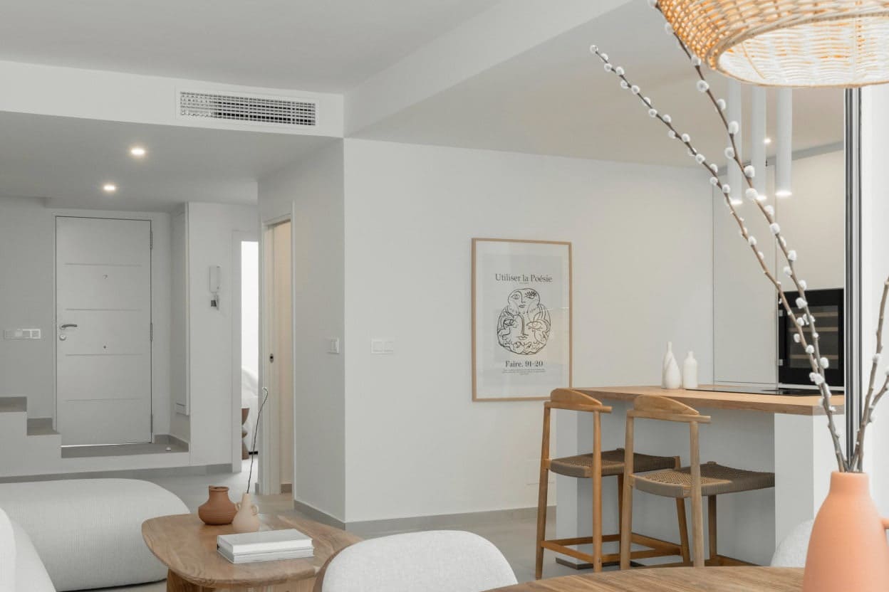 3 bedroom Villa for sale in Marbella with pool garage - € 1,350,000 (Ref: 10066654)