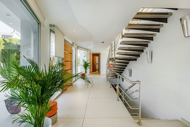5 chambre Villa/Maison à vendre à Marbella avec piscine garage - 3 950 000 € (Ref: 10066656)