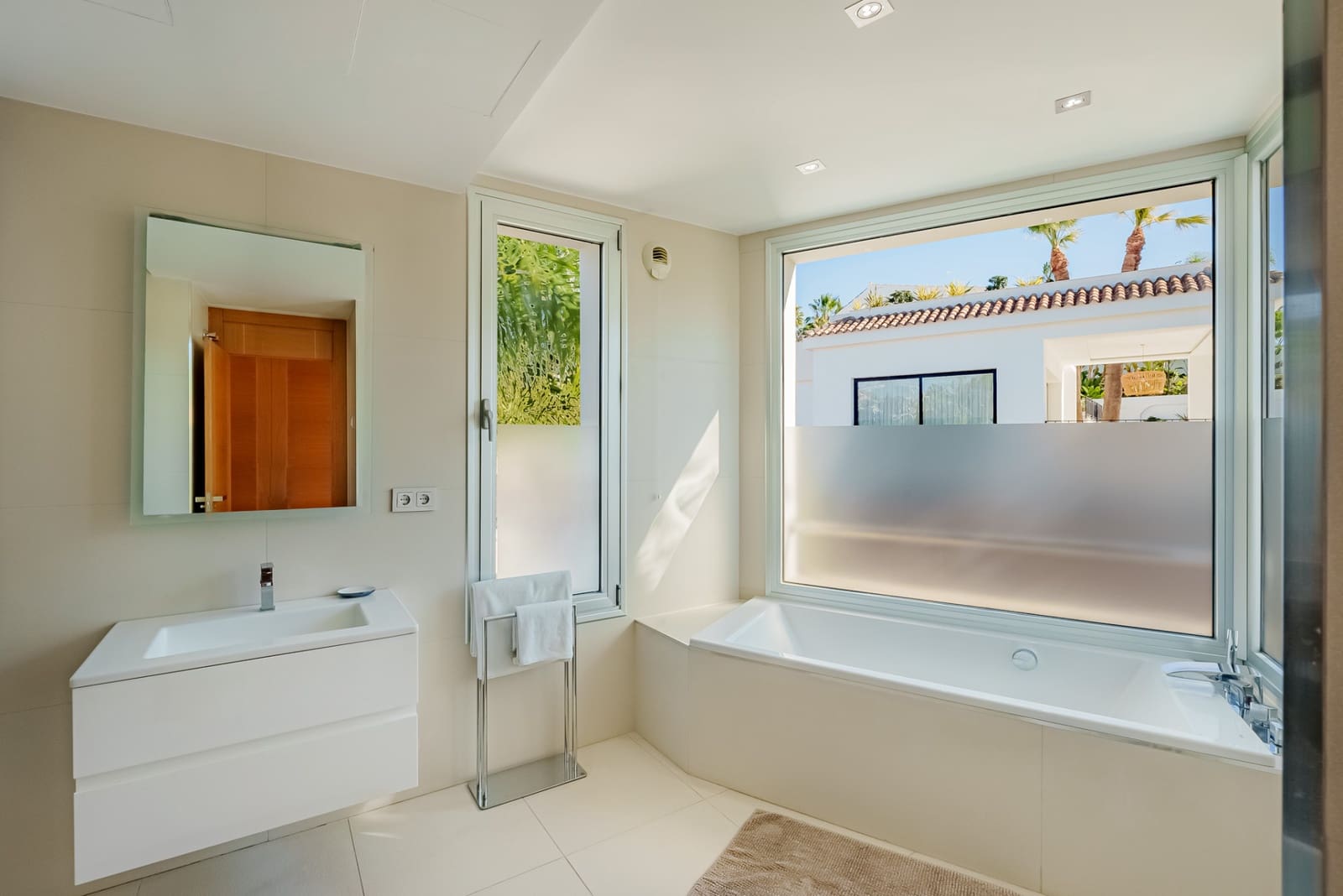 5 soveværelse Villa til salg i Marbella med swimmingpool garage - € 3.950.000 (Ref: 10066656)
