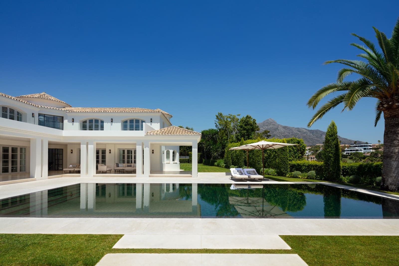 Chalet de 6 habitaciones en Marbella en venta con piscina garaje - 8.750.000 € (Ref: 10066659)