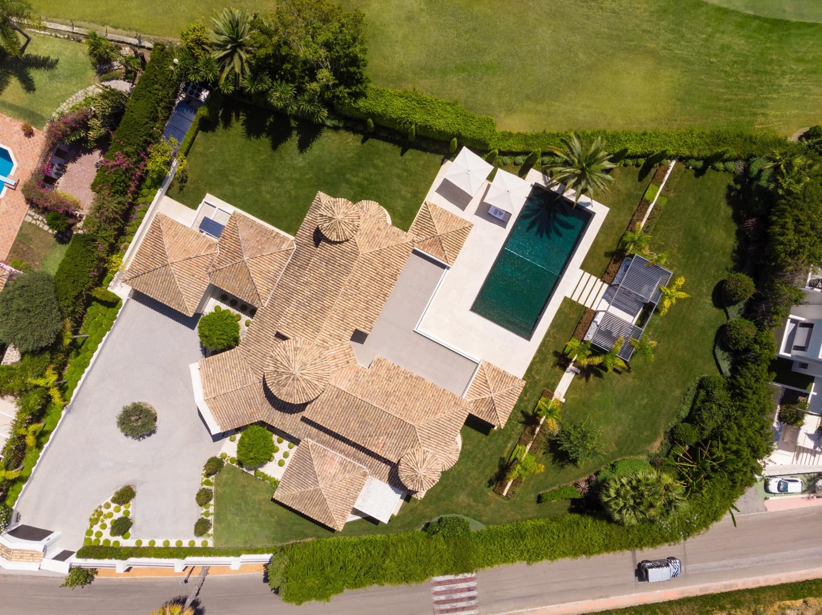 Chalet de 6 habitaciones en Marbella en venta con piscina garaje - 8.750.000 € (Ref: 10066659)