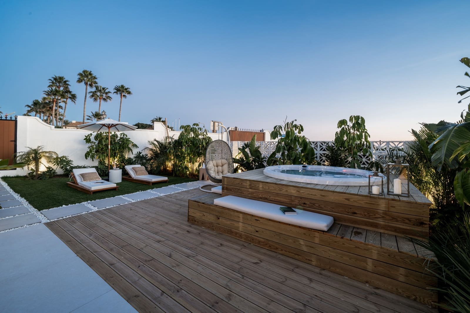 3 Zimmer Villa zu verkaufen in Mijas Costa mit Garage - 2.150.000 € (Ref: 10066661)