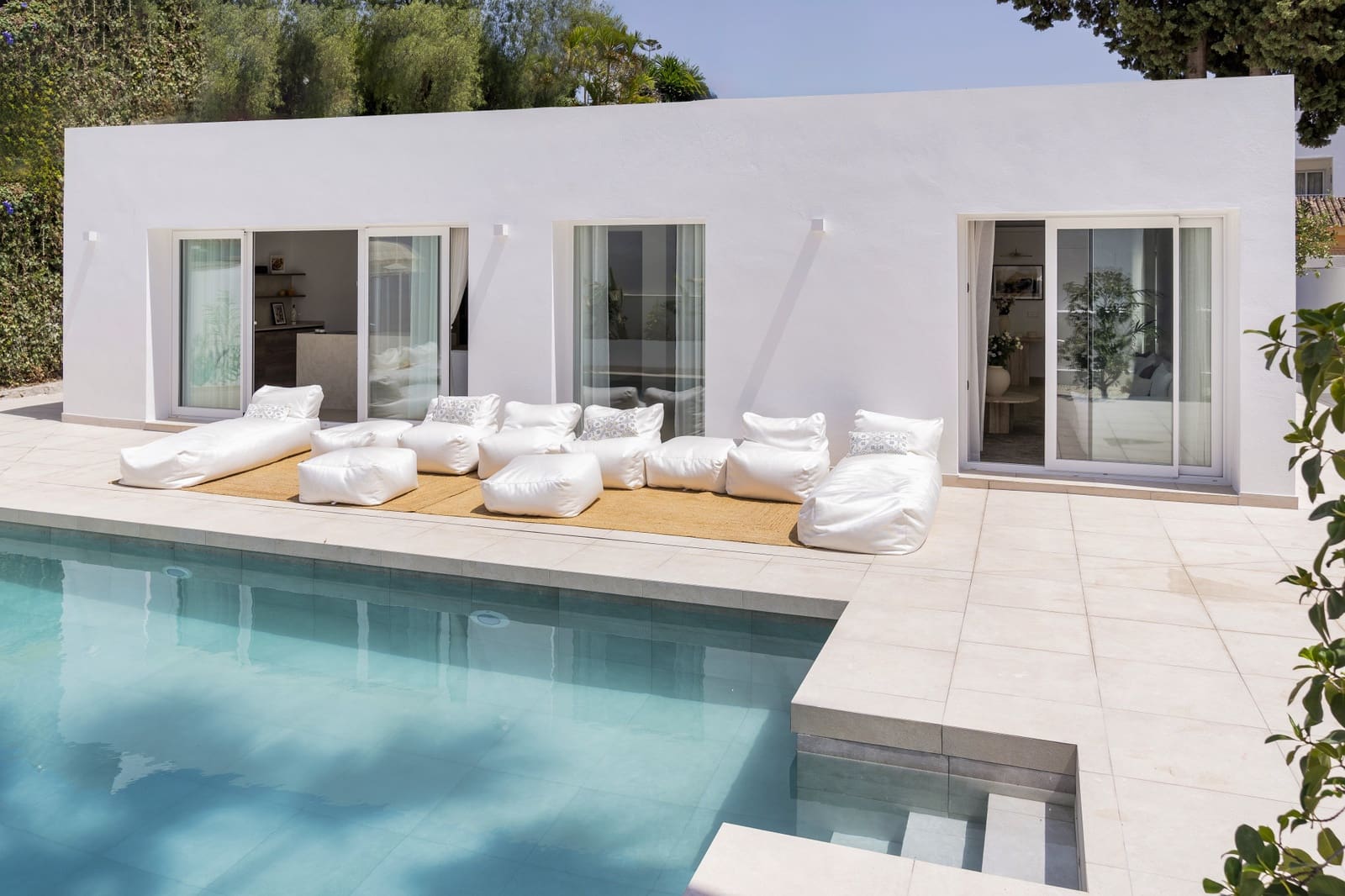 Chalet de 4 habitaciones en Marbella en venta con piscina - 1.395.000 € (Ref: 10066669)