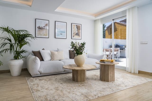 Chalet de 4 habitaciones en Marbella en venta con piscina - 1.395.000 € (Ref: 10066669)