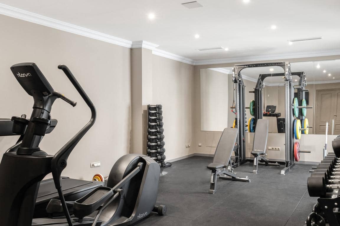 7 soveværelse Villa til salg i Benahavis med swimmingpool garage - € 8.350.000 (Ref: 10066670)