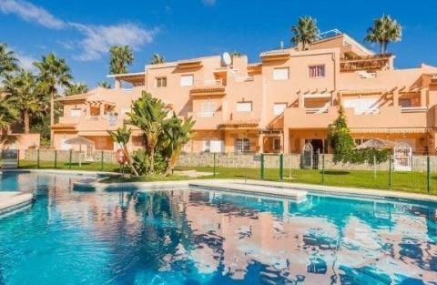 3 bedroom Apartment for sale in Marbella with pool garage - € 515,000 (Ref: 10066673)