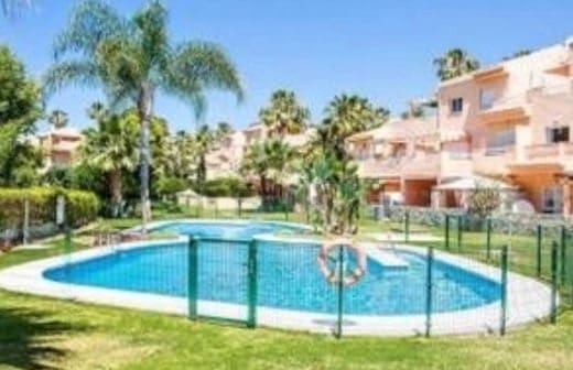 3 soveværelse Lejlighed til salg i Marbella med swimmingpool garage - € 515.000 (Ref: 10066673)