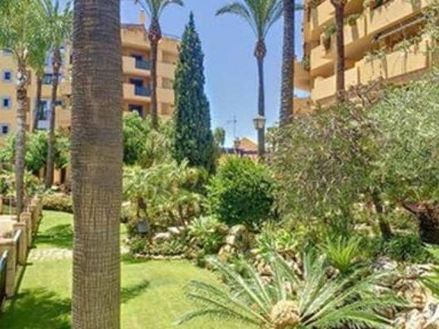 4 slaapkamer Appartement te koop in San Pedro de Alcantara met zwembad - € 717.000 (Ref: 10066675)