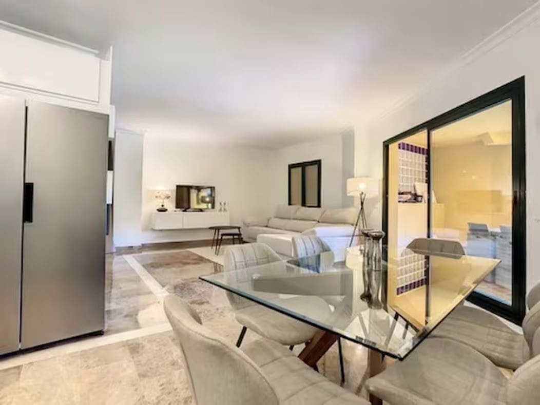 4 slaapkamer Appartement te koop in San Pedro de Alcantara met zwembad - € 717.000 (Ref: 10066675)