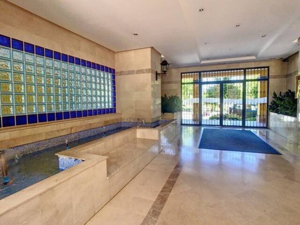 4 slaapkamer Appartement te koop in San Pedro de Alcantara met zwembad - € 717.000 (Ref: 10066675)