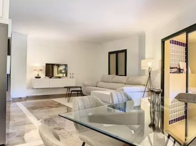 Apartamento de 4 habitaciones en San Pedro de Alcantara en venta con piscina - 717.000 € (Ref: 10066675)
