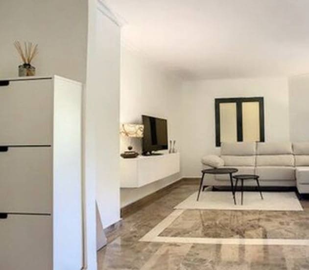 Apartamento de 4 habitaciones en San Pedro de Alcantara en venta con piscina - 717.000 € (Ref: 10066675)