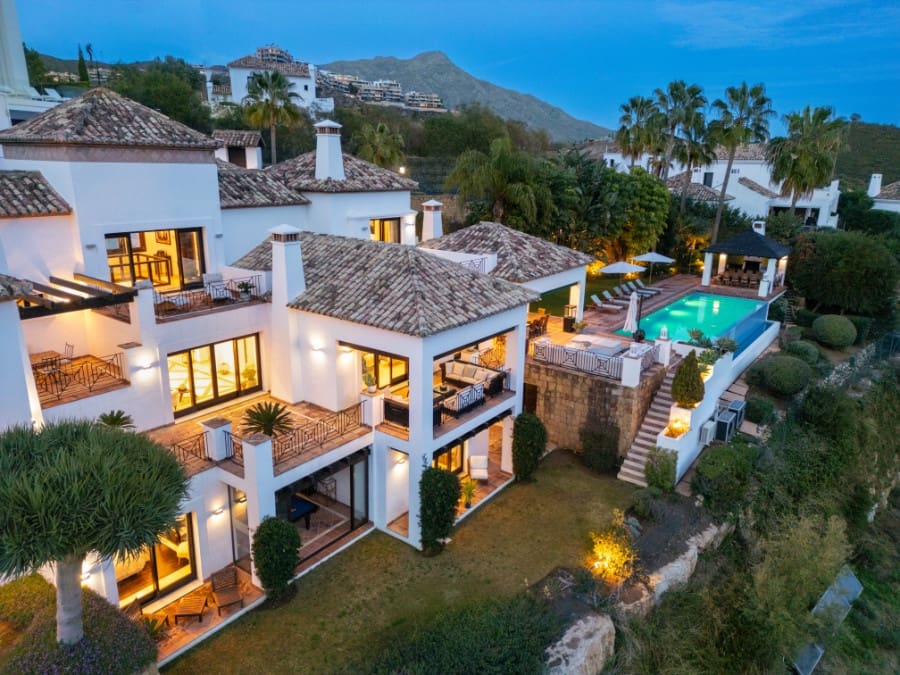 7 soverom Villa til salgs i Benahavis med svømmebasseng garasje - € 3 995 000 (Ref: 10066676)