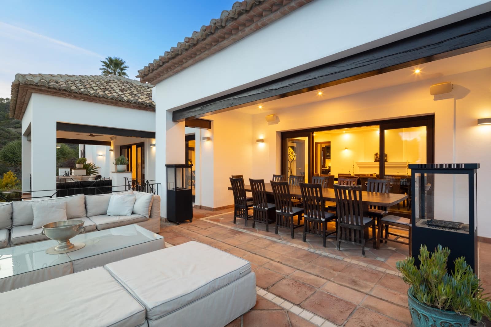 7 soverom Villa til salgs i Benahavis med svømmebasseng garasje - € 3 995 000 (Ref: 10066676)