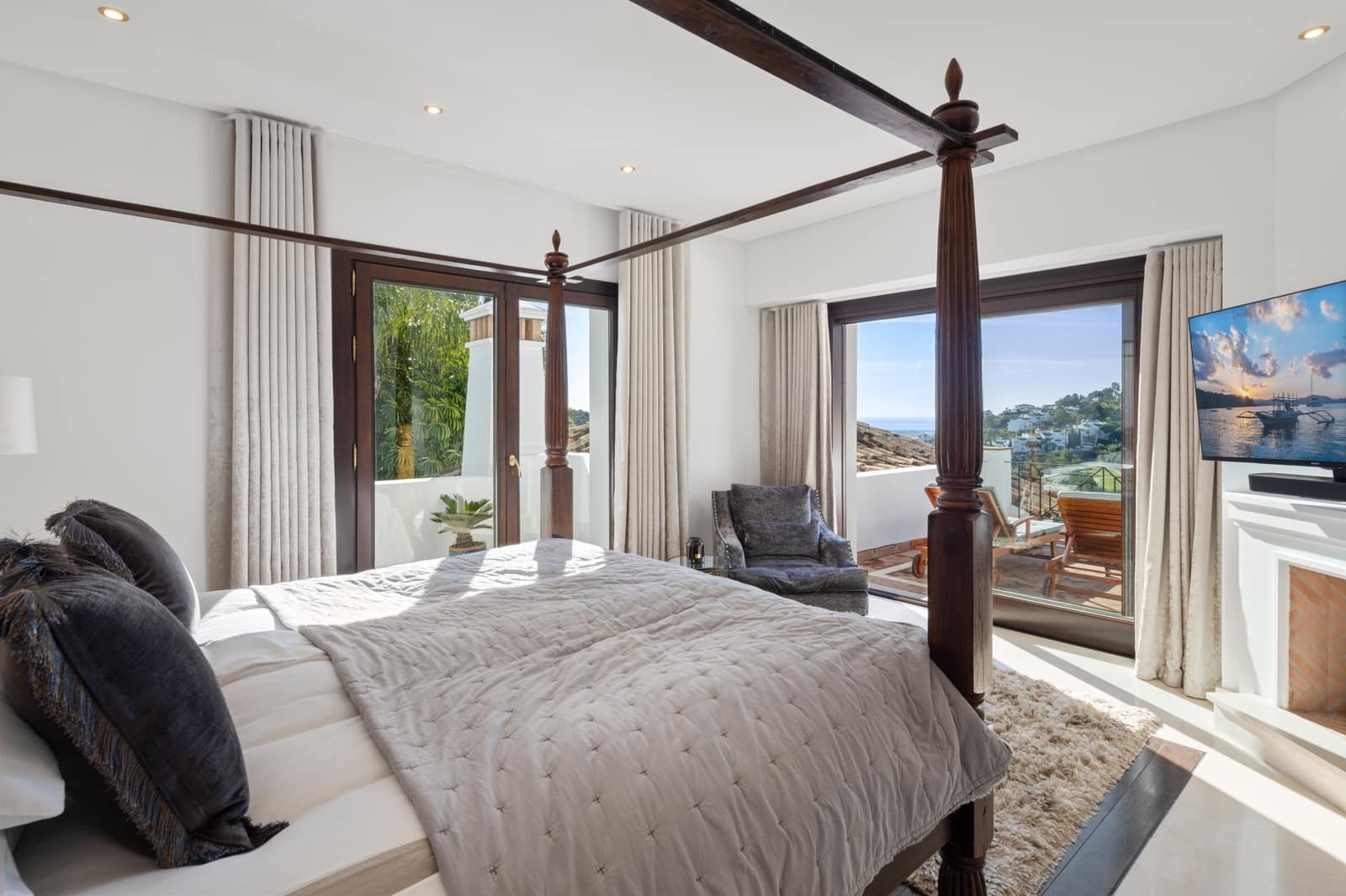 7 soverom Villa til salgs i Benahavis med svømmebasseng garasje - € 3 995 000 (Ref: 10066676)