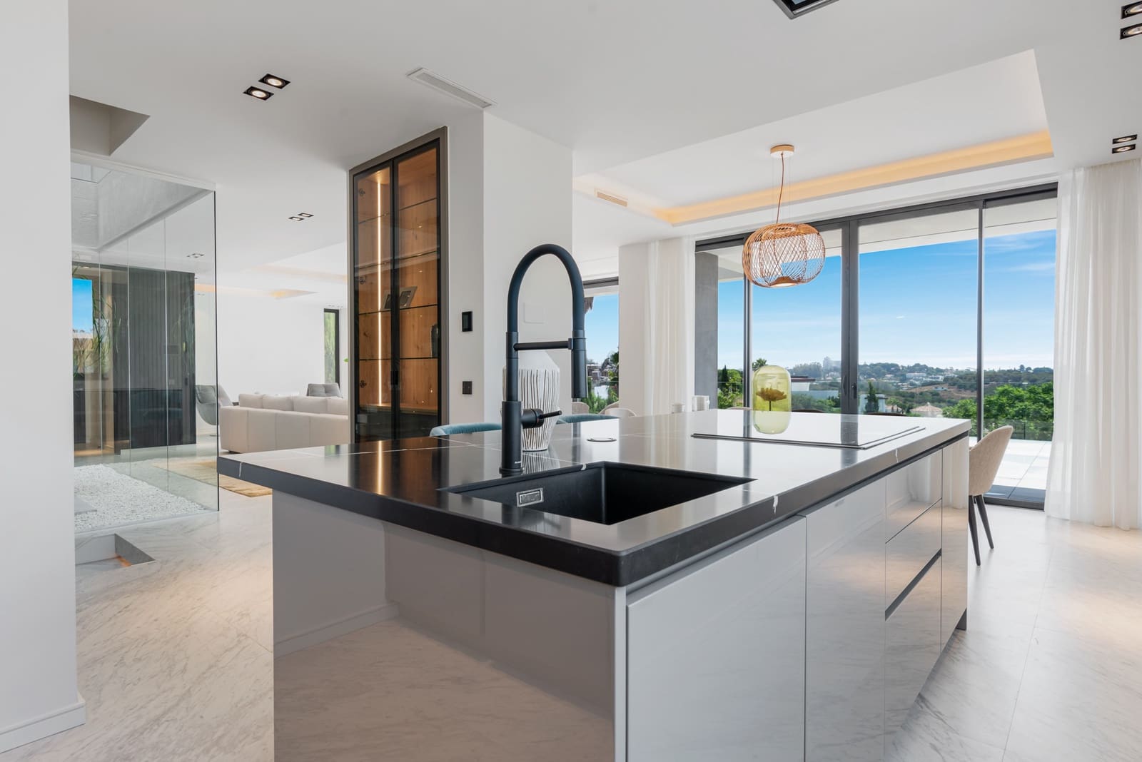 Chalet de 5 habitaciones en Benahavís en venta con piscina garaje - 4.300.000 € (Ref: 10066678)
