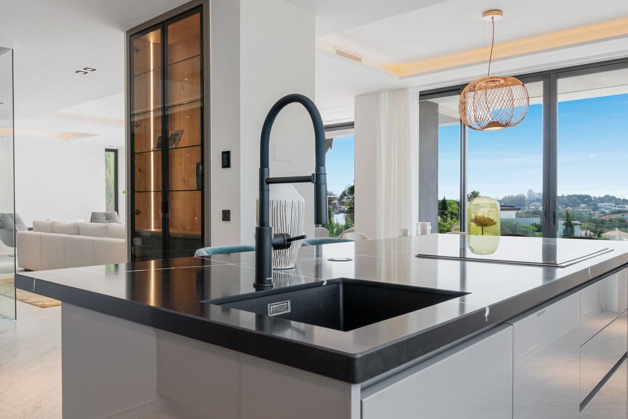 5 soveværelse Villa til salg i Benahavis med swimmingpool garage - € 4.300.000 (Ref: 10066678)