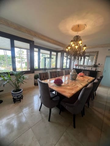 4 quarto Penthouse para venda em Marbella com piscina garagem - 2 300 000 € (Ref: 10066680)