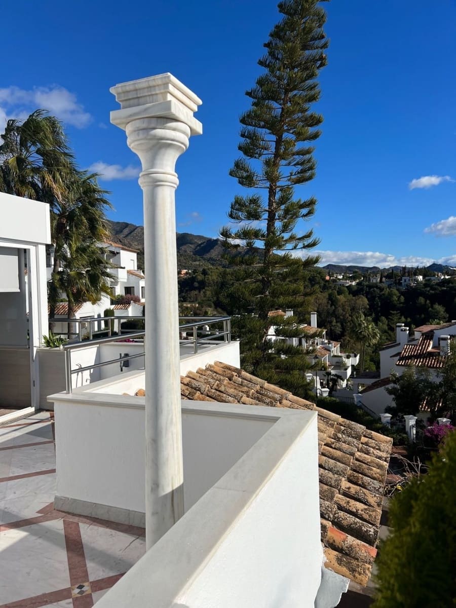 4 quarto Penthouse para venda em Marbella com piscina garagem - 2 300 000 € (Ref: 10066680)