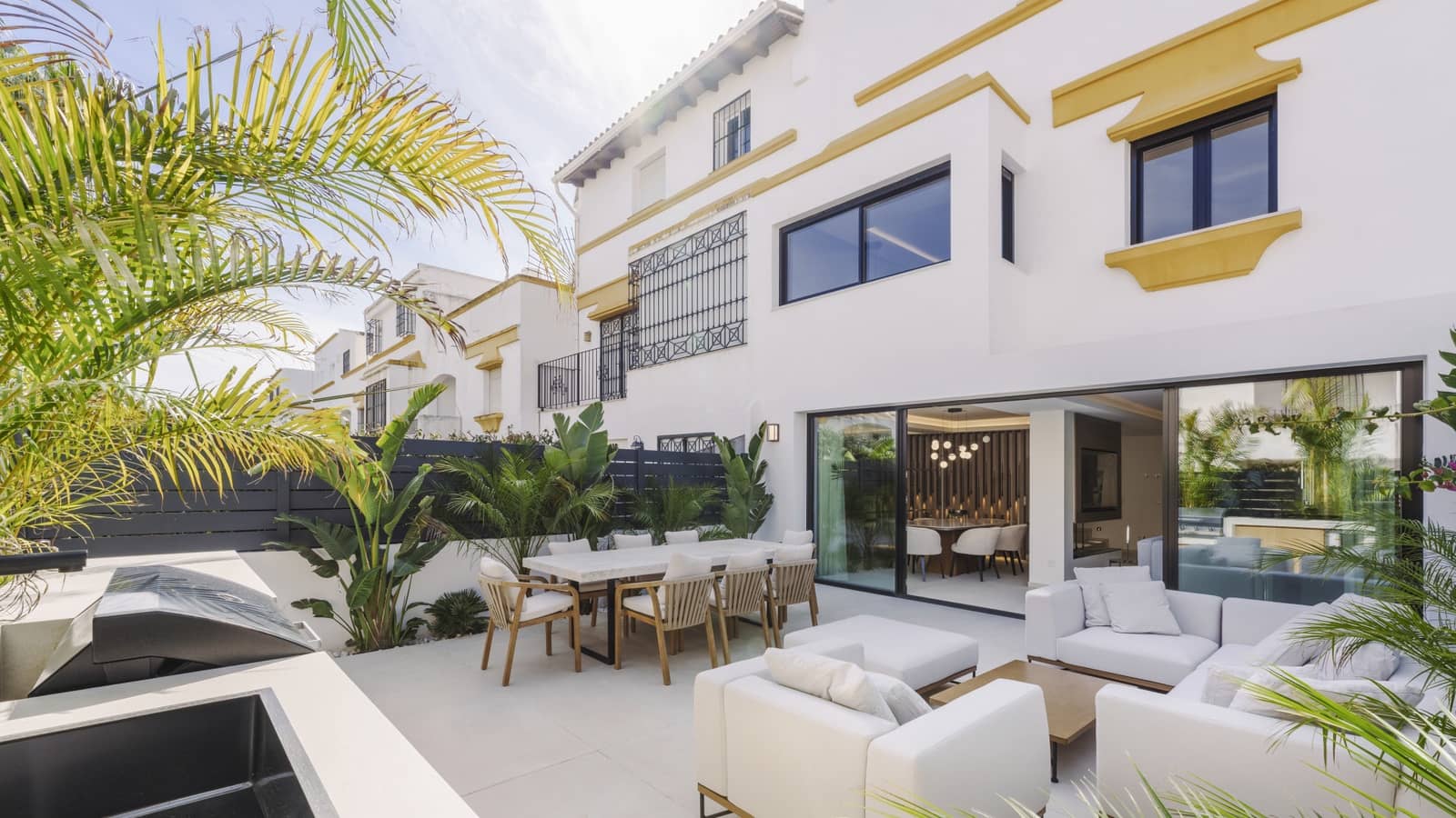 5 soveværelse Villa til salg i Golden Mile med swimmingpool garage - € 2.495.000 (Ref: 10066683)