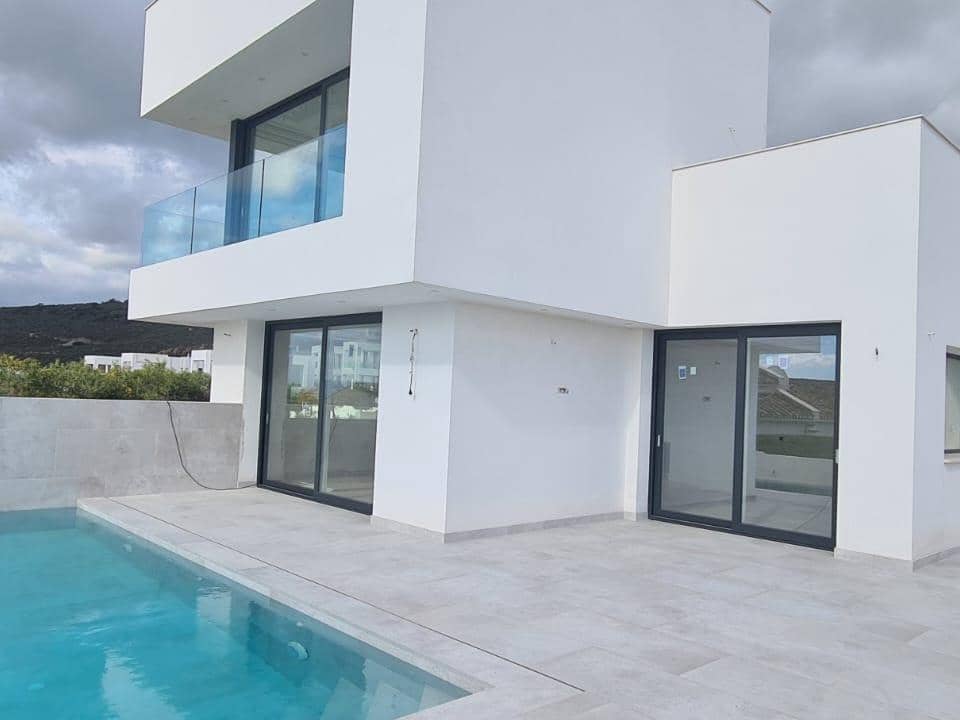 3 bedroom Villa for sale in Cadiz city with pool - € 1,490,000 (Ref: 10066685)