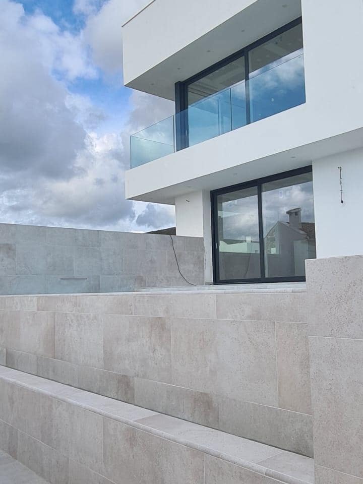 3 bedroom Villa for sale in Cadiz city with pool - € 1,490,000 (Ref: 10066685)