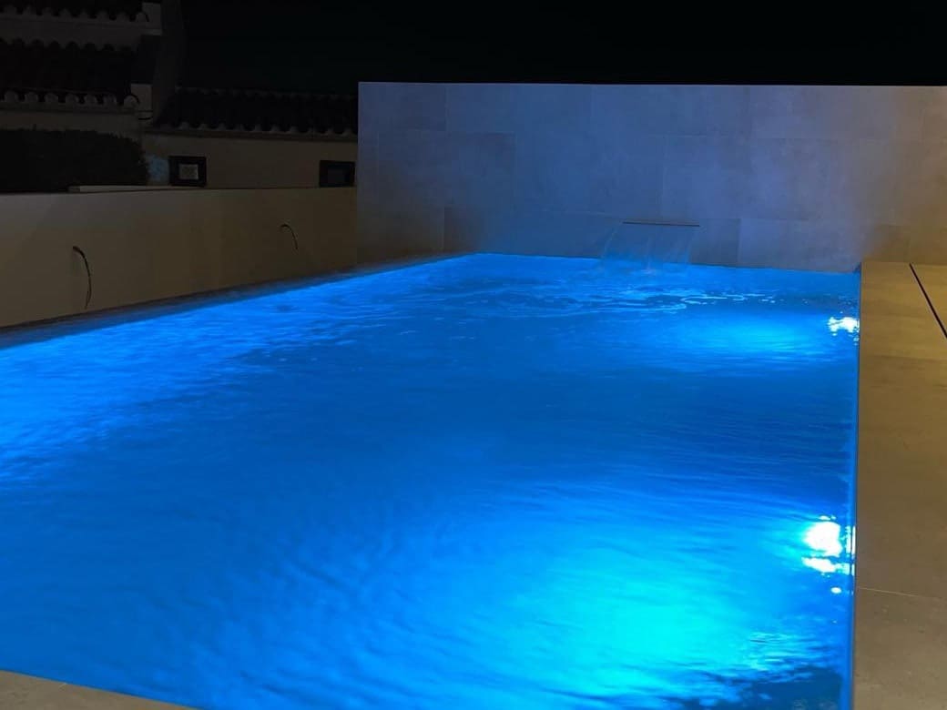 Chalet de 3 habitaciones en Cádiz ciudad en venta con piscina - 1.490.000 € (Ref: 10066685)