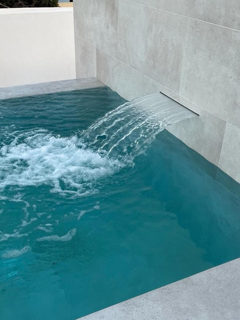 Chalet de 3 habitaciones en Cádiz ciudad en venta con piscina - 1.490.000 € (Ref: 10066685)