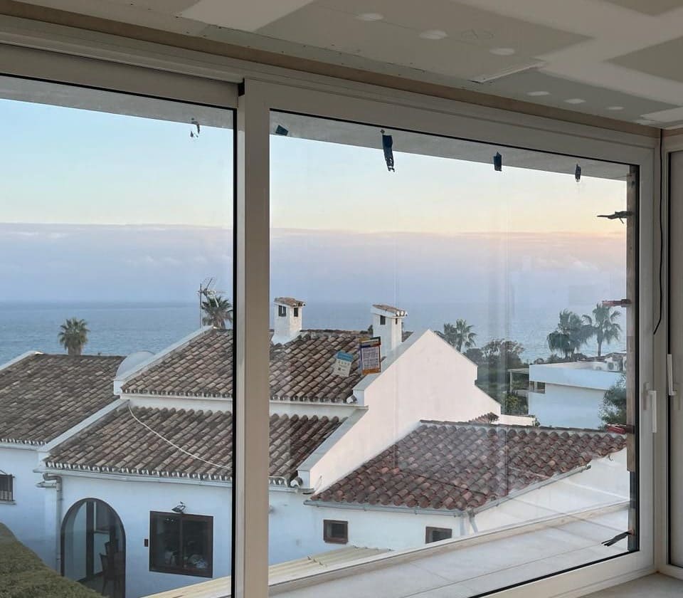 Chalet de 3 habitaciones en Cádiz ciudad en venta con piscina - 1.490.000 € (Ref: 10066685)