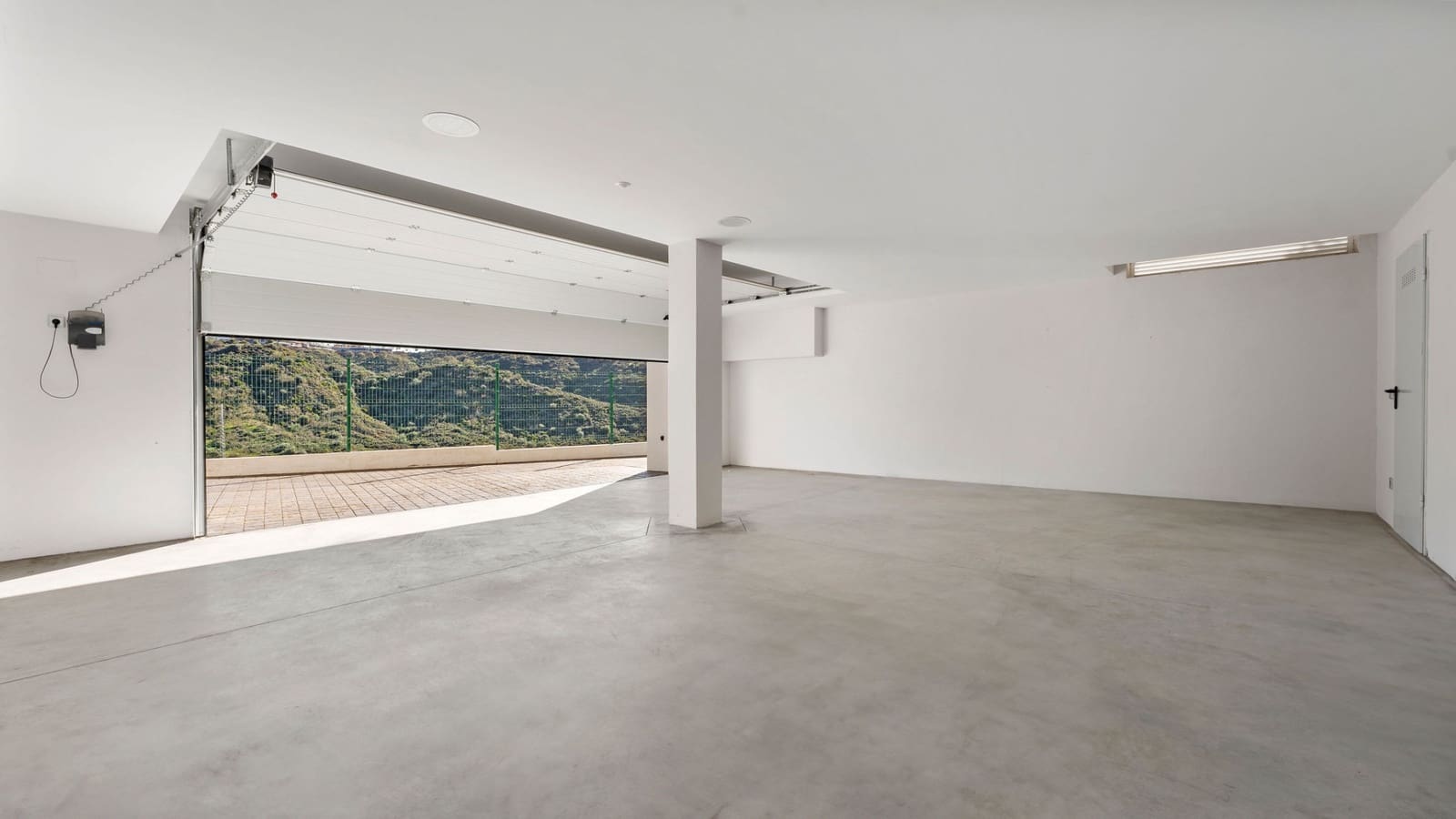 4 sypialnia Willa na sprzedaż w Marbella z basenem garażem - 2 998 000 € (Ref: 10066691)