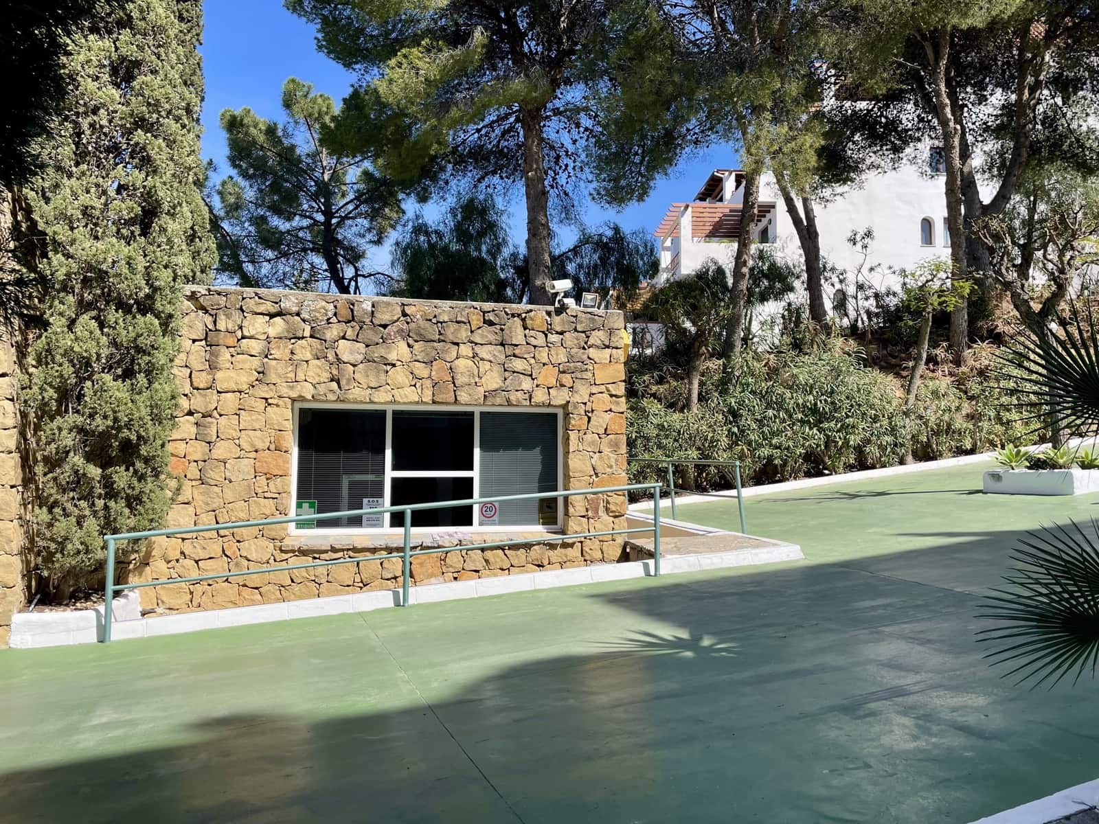 2 sovrum Takvåning till salu i Golden Mile med pool garage - 650 000 € (Ref: 10066692)