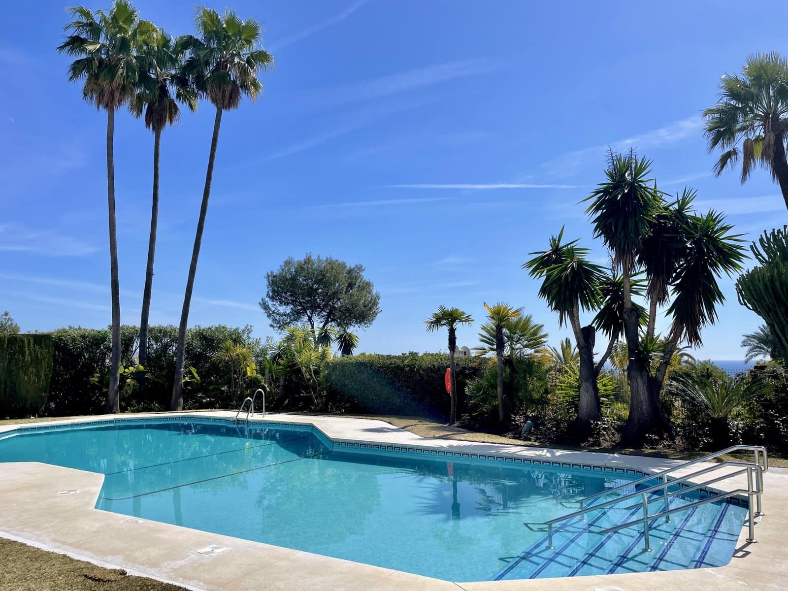 2 sovrum Takvåning till salu i Golden Mile med pool garage - 650 000 € (Ref: 10066692)