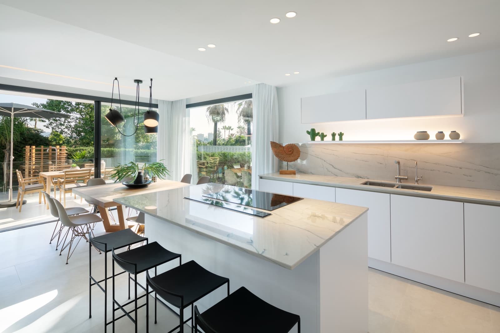 5 soveværelse Villa til salg i Marbella med swimmingpool garage - € 3.195.000 (Ref: 10066693)