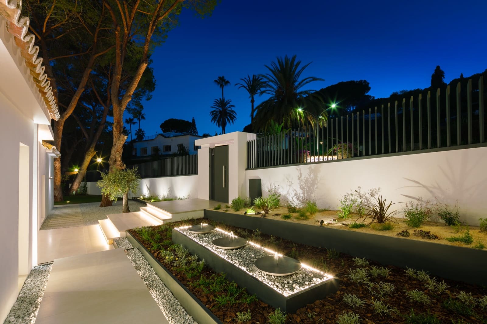 5 soveværelse Villa til salg i Marbella med swimmingpool garage - € 3.195.000 (Ref: 10066693)