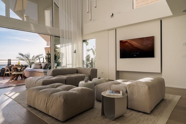Ático de 3 habitaciones en Nueva Andalucia, Marbella en venta con piscina garaje - 2.695.000 € (Ref: 10066696)