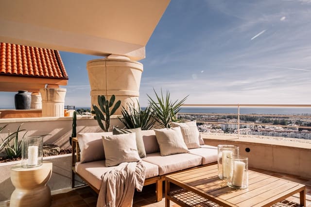 Ático de 3 habitaciones en Nueva Andalucia, Marbella en venta con piscina garaje - 2.695.000 € (Ref: 10066696)