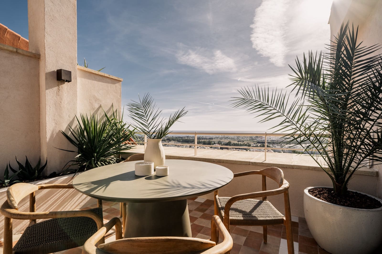 Ático de 3 habitaciones en Nueva Andalucia en venta con piscina garaje - 2.695.000 € (Ref: 10066696)