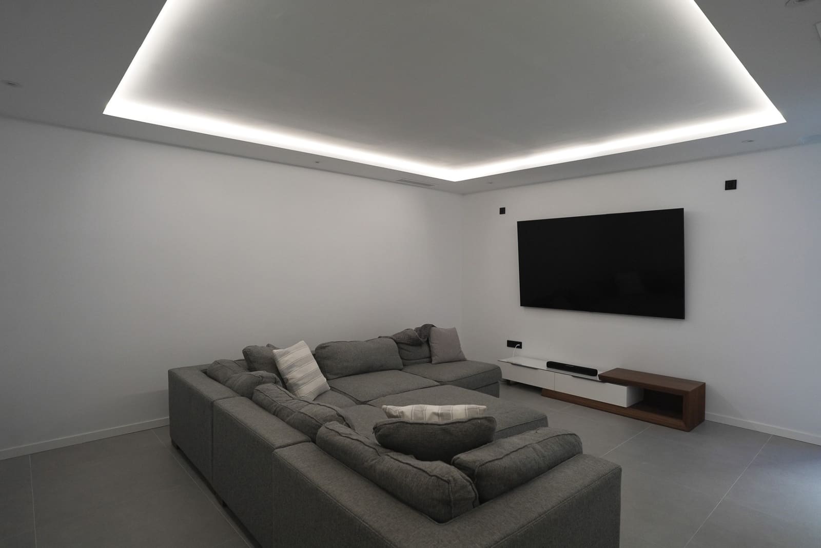 5 sypialnia Willa na sprzedaż w Estepona z basenem garażem - 1 850 000 € (Ref: 10066698)