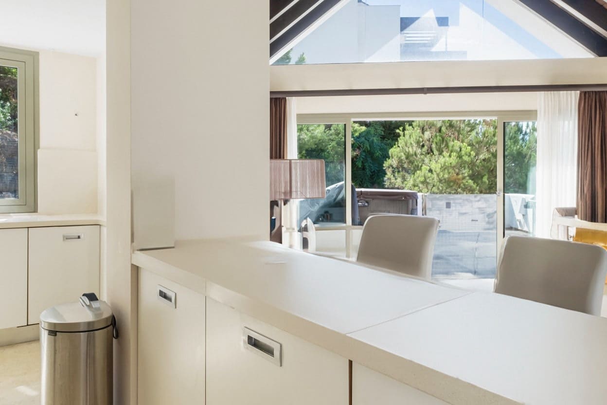 3 bedroom Penthouse for sale in Benahavis with pool garage - € 1,100,000 (Ref: 10066699)